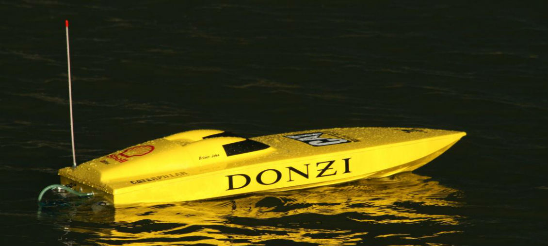 Donzi rc boat deals